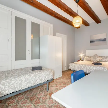 Gust House Fusina Hostel Barcelona