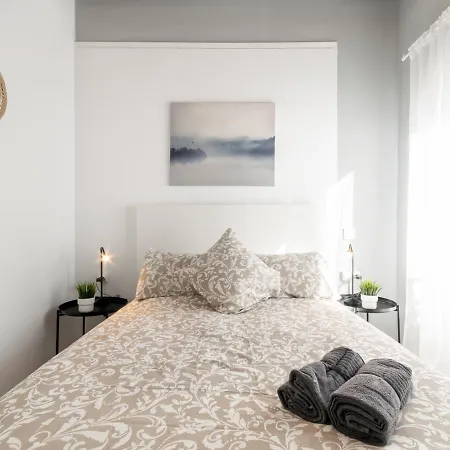 Hostel Gust House Fusina Barcelona